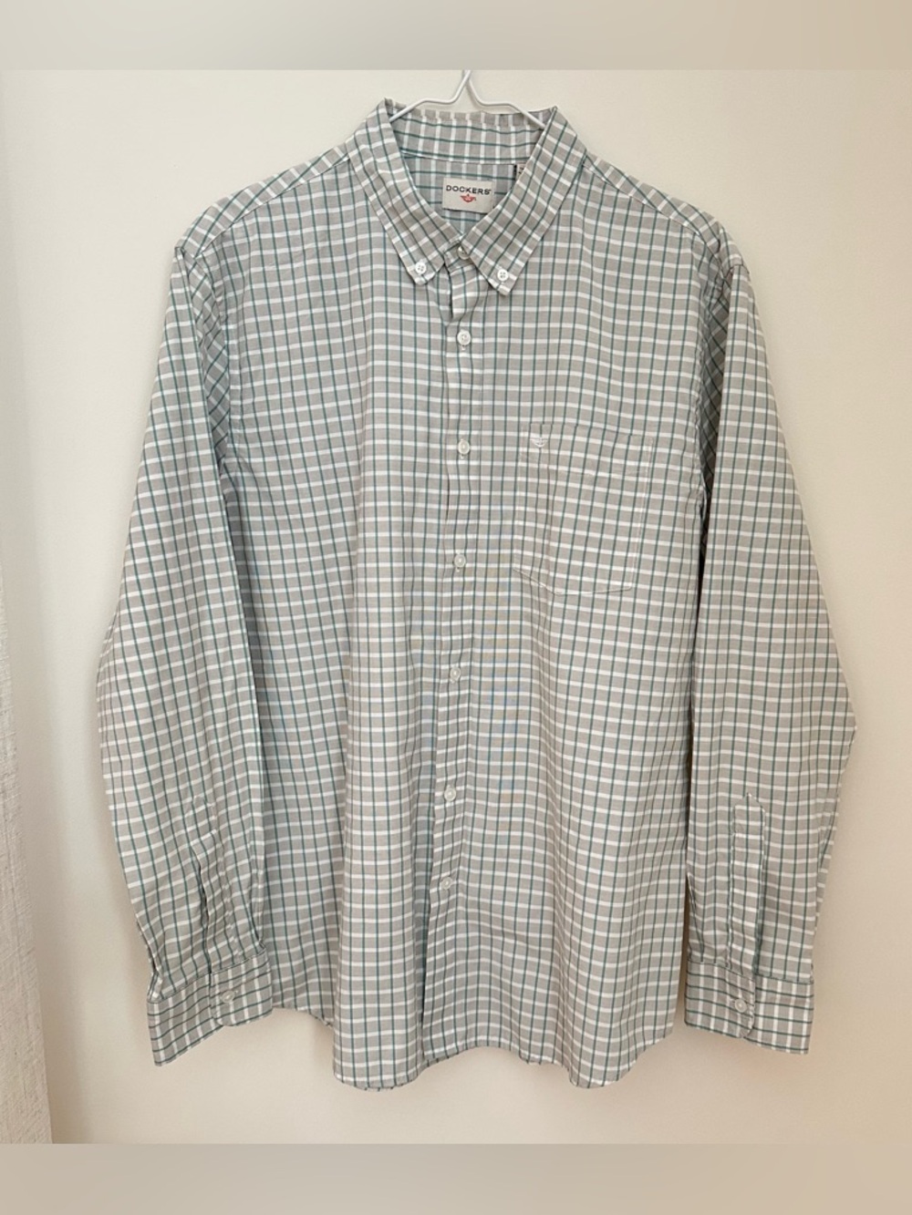 Dockers Men’s Light Green and Light Gray Plaid Button-Down Shirt